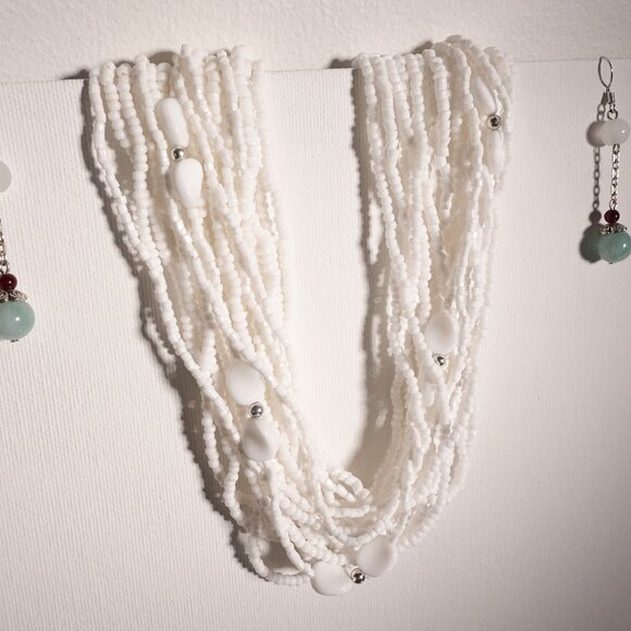 White Multistrand Necklace and Matching Natural Jade Bead Earrings Set - Picture 2 of 12